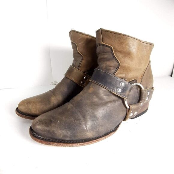 FREEBIRD BY STEVEN WOMEN'S SANTIAGO SIZE 6 Gray ANKLE DISTRESSED HARNESS  BOOTS - Picture 1 of 14